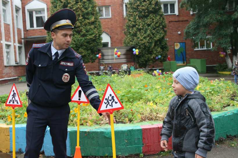 Декада дорожной безопасности детей проходит в Усть-Лабинском районе