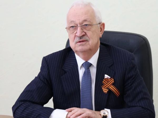 Алексей Езубов назвал смерть Владимира Жириновского невосполнимой потерей