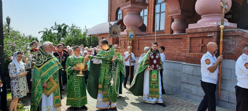Усть-лабинские православные почтили память Сергия Радонежского