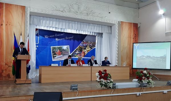 Станислав Гайнюченко отчитался о положении дел в Усть-Лабинске