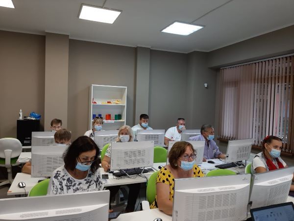 В Усть-Лабинском «ТехноСпейсе» продолжается обучение педагогов инженерным специальностям