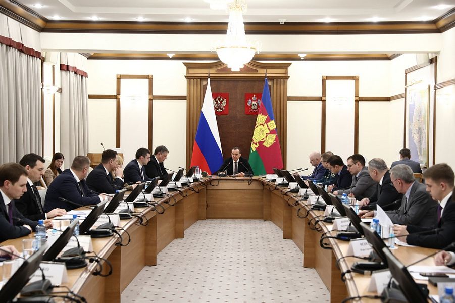 Губернатор Кубани поручил усилить работу по расчистке русел рек