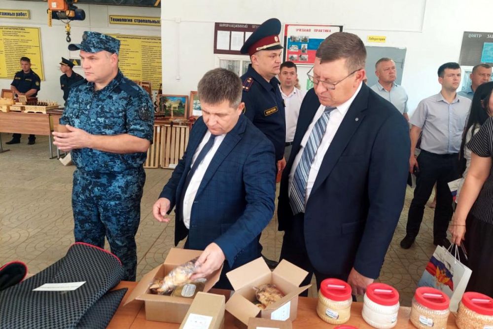 Вице-губернатор Кубани посетил усть-лабинскую исправительную колонию