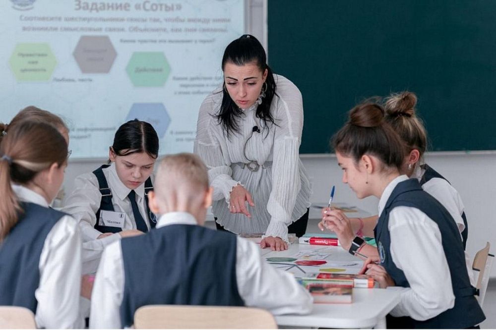 Работники соцсферы Кубани начали получать сертификаты на выплату 1 млн рублей по ипотеке