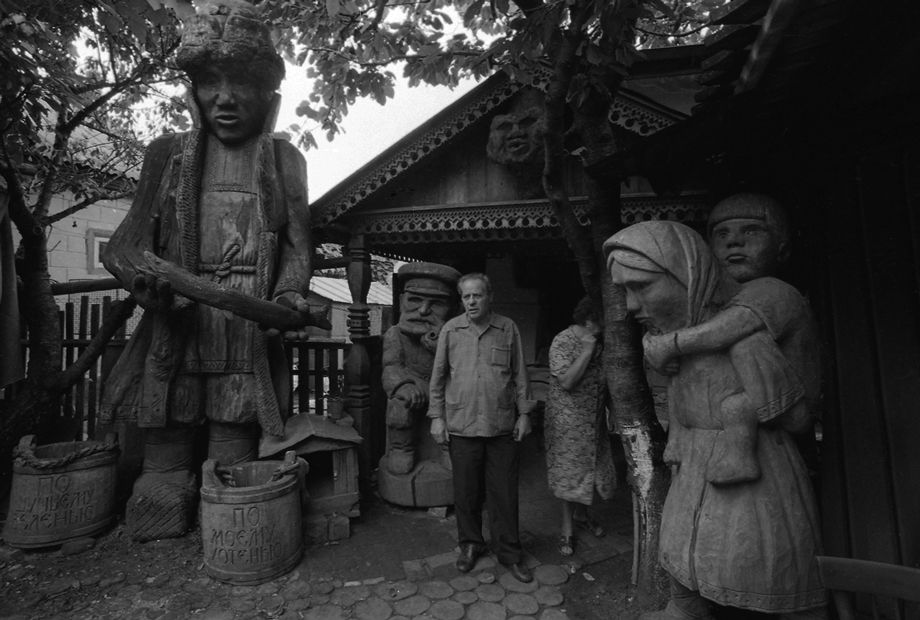 Сегодня 97 лет исполнилось бы усть-лабинскому мастеру резьбы по дереву Ивану Дончакову