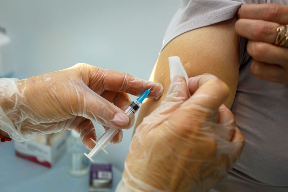Обязательную вакцинацию от COVID-19 ввели для жителей Краснодарского края старше 60 лет