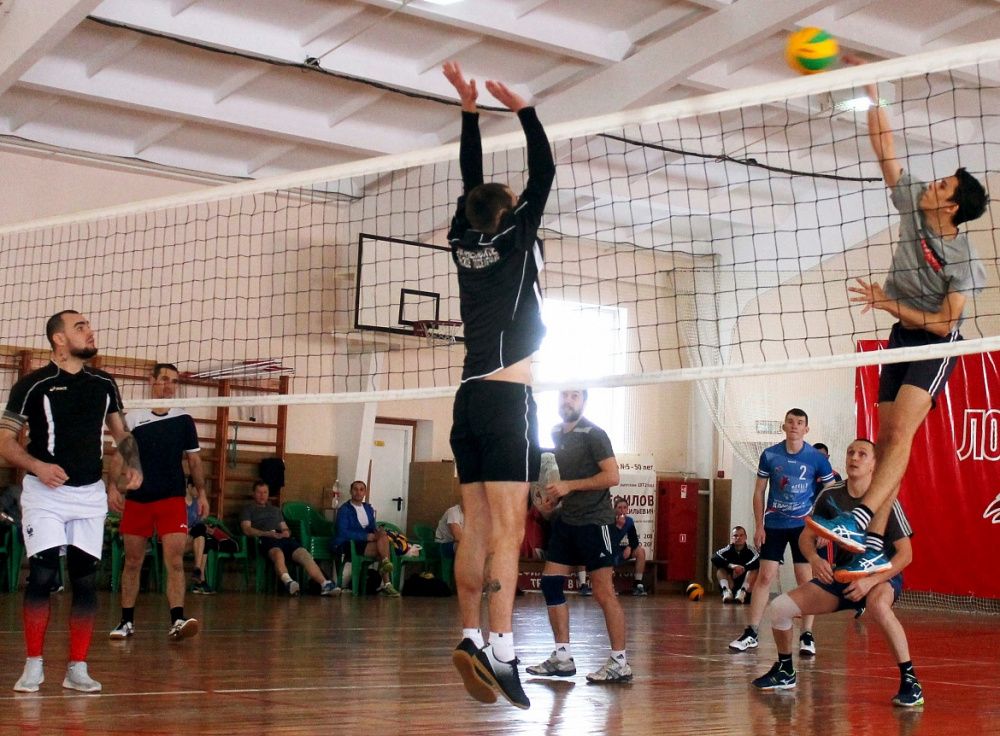 Шесть поселений примут участие в финале Чемпионата Усть-Лабинского района по волейболу