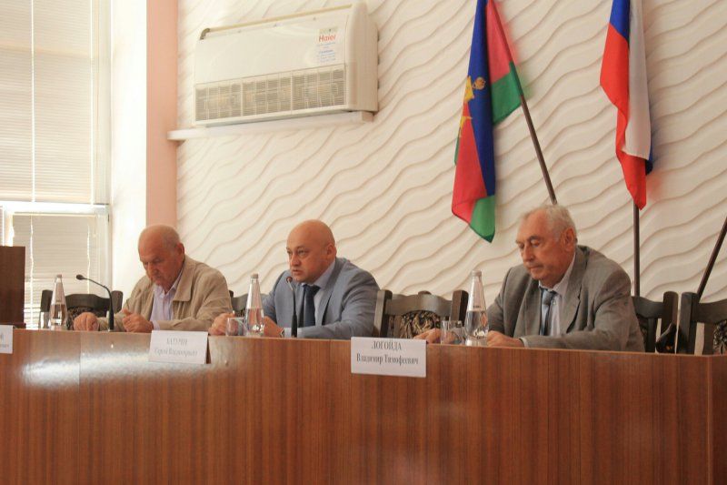 «ПРОМЫШЛЕННАЯ» ВСТРЕЧА: КАК ДАЛЬШЕ ЖИТЬ БУДЕМ?