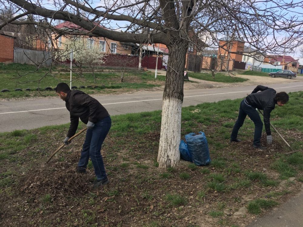 Усть-лабинские волонтеры в марте возобновили акцию «Согреем сердца ветеранов»