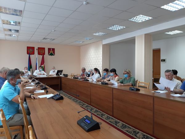 Усть-Лабинские единороссы определились с кандидатами на выборы в Совет района