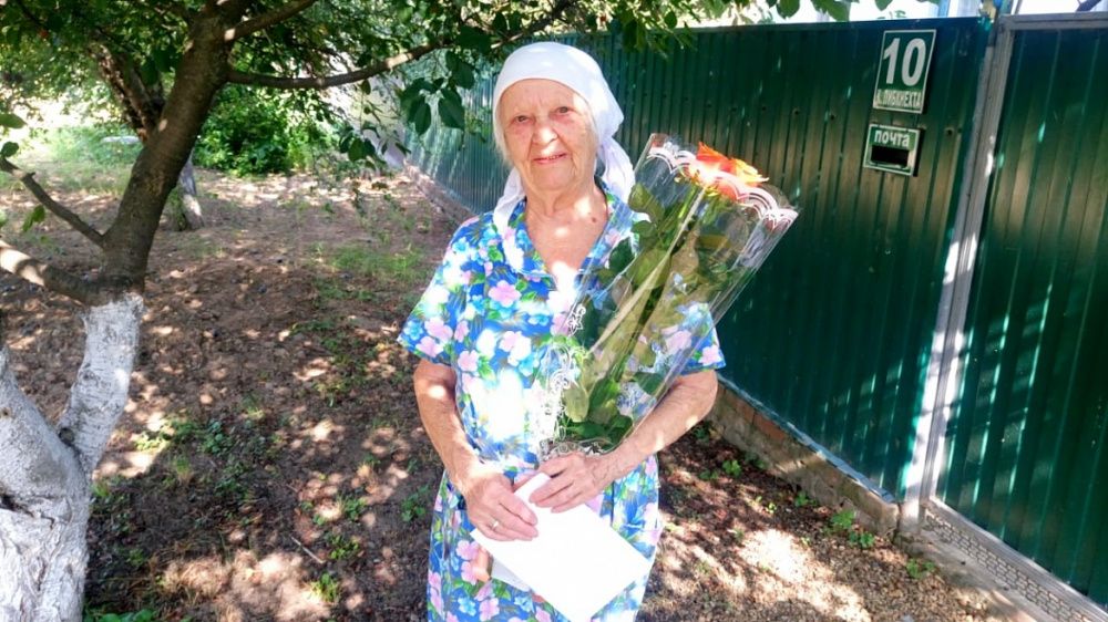 Два ветерана войны из Усть-Лабинска получили поздравления с днем рождения