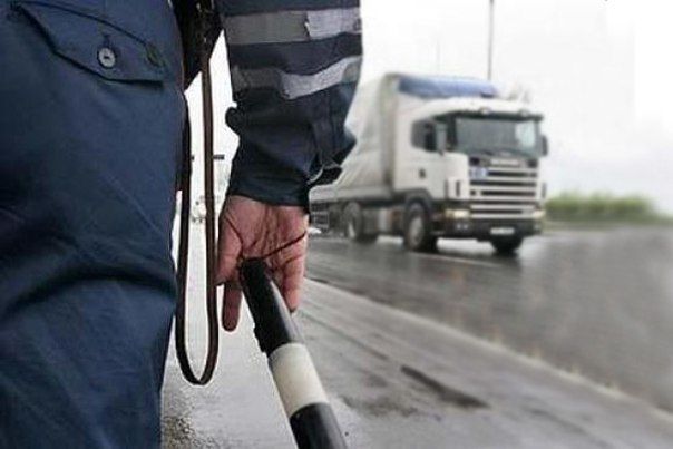 Сотрудники ФСБ задержали двух полицейских в Усть-Лабинском районе