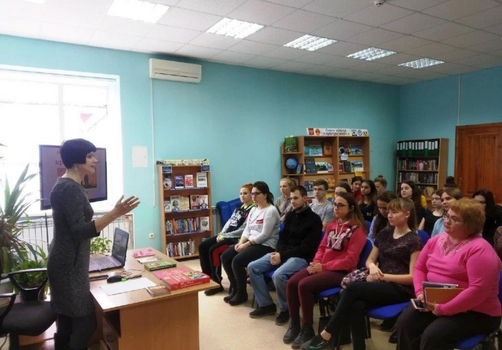 Бурное обсуждение семейных ценностей прошло в усть-лабинской библиотеке