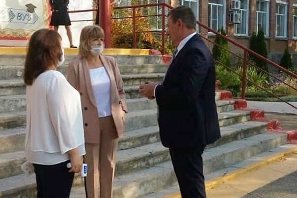 Сергей Запорожский посетил строящиеся объекты в Восточной и Вимовце