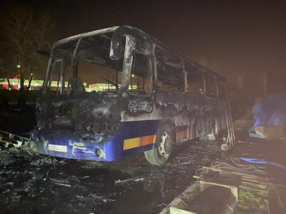 Возбуждено уголовное дело по факту поджога автобусов в трех районах Краснодарского края