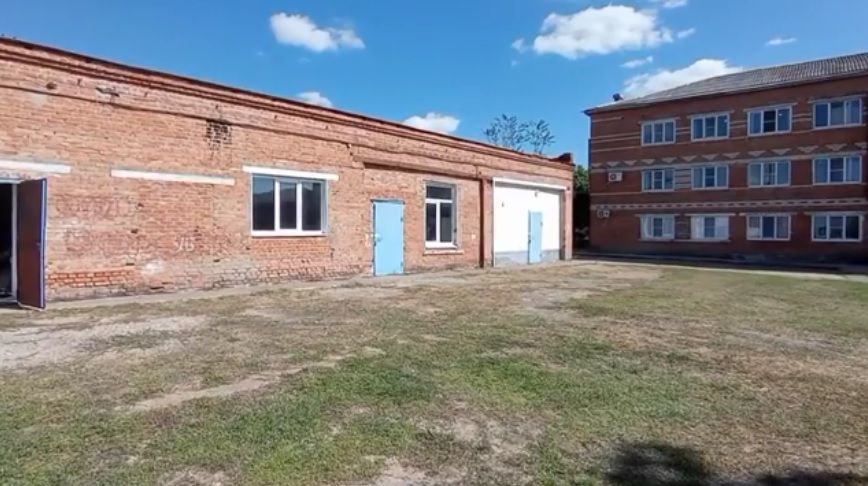 Кирпичное здание у школы №36 пойдет под снос