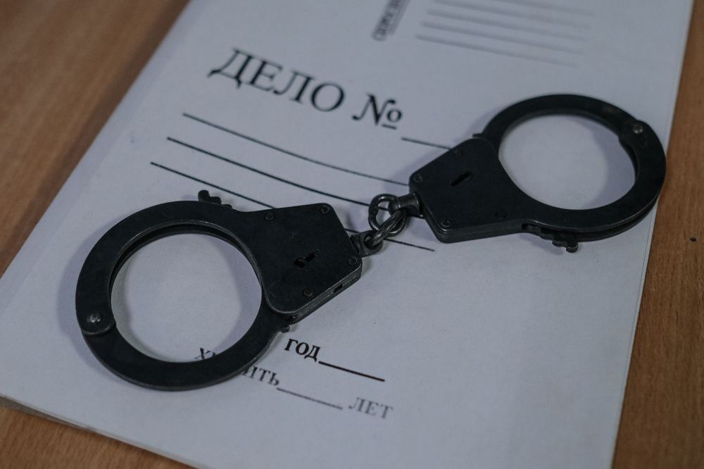 Директор и два бухгалтера идут под суд за хищение выплат учителям на 9,8 млн рублей