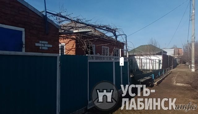 Наркоман убил мачеху и пытался сжечь ее дом в станице Воронежской