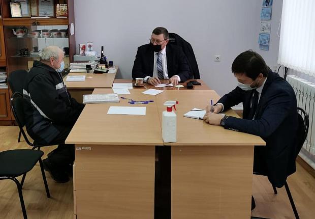Жители Усть-Лабинского района обратились к главе с земельными вопросами