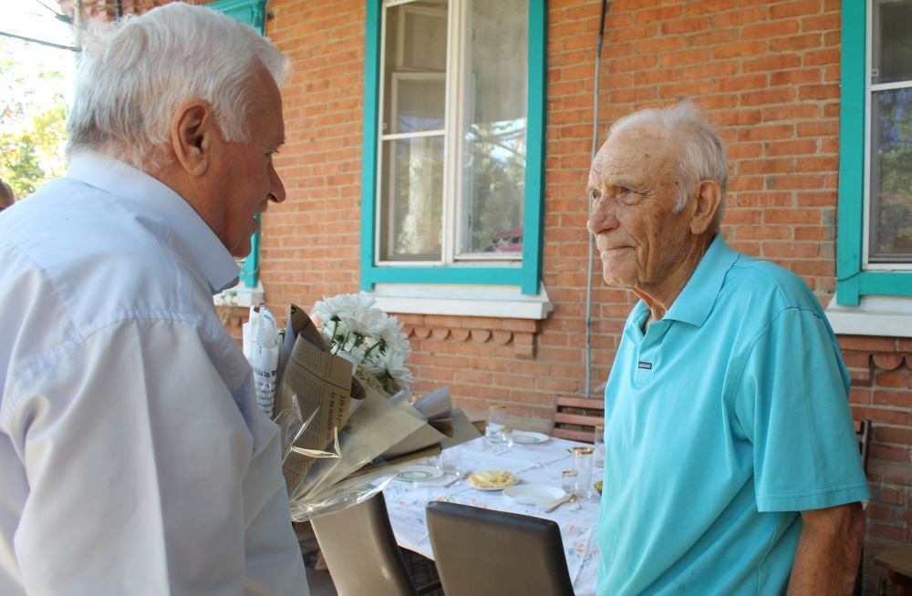 Ветеран колхоза "Кубань" Сергей Сыщиков отметил 90-летие