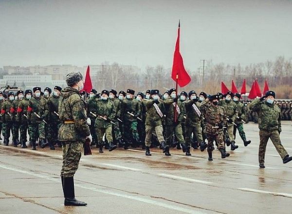 Устьлабинец пройдет в парадном расчете по Красной площади