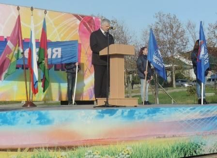 СОГЛАСИЛИСЬ, ПРИМИРИЛИСЬ, ПОМОЛИЛИСЬ…