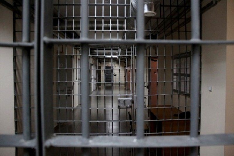 В УСТЬ-ЛАБИНСКОМ ИЗОЛЯТОРЕ ПОВЕСИЛСЯ ОБВИНЯЕМЫЙ В ДВОЙНОМ УБИЙСТВЕ