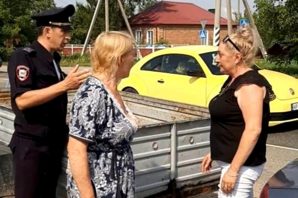 В станице Воронежской демонтировали объекты несанкционированной торговли
