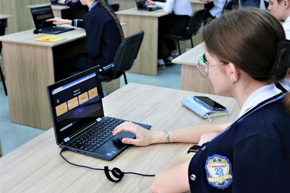 Кубанским школьникам расскажут на «Уроке цифры» о разработке прикладных программ