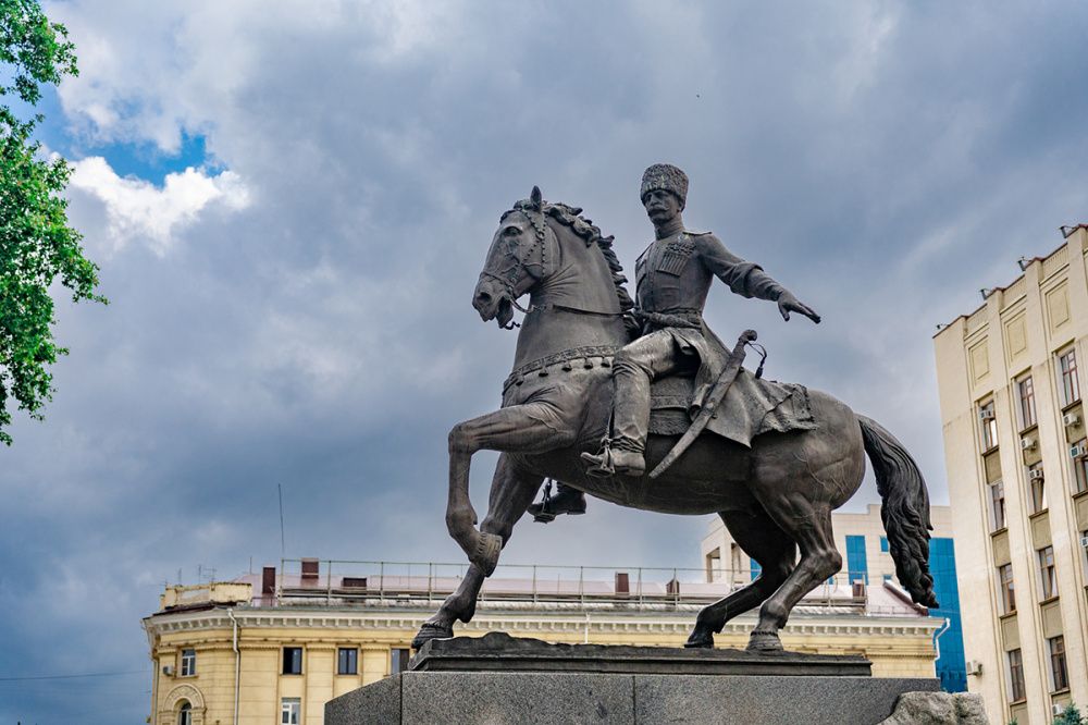 Вениамин Кондратьев предложил увеличить грантовую поддержку некоммерческих организаций