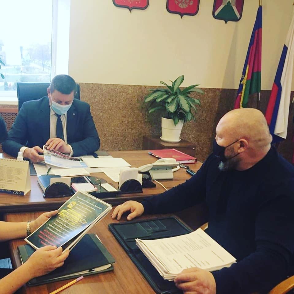 В Усть-Лабинском районе обсудили вопрос организации центра военно-патриотического воспитания
