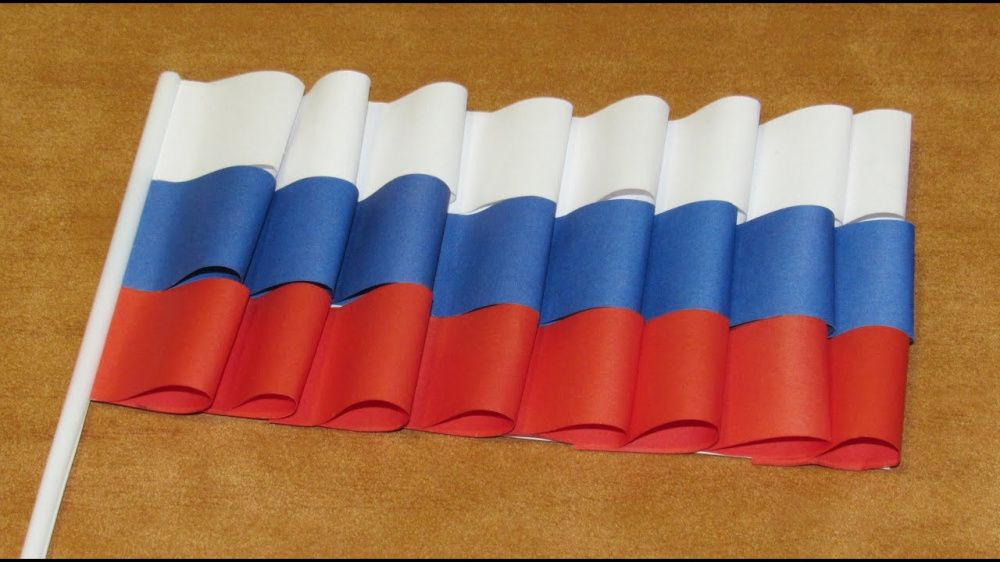 В Усть-Лабинске проходит конкурс ко Дню российского флага