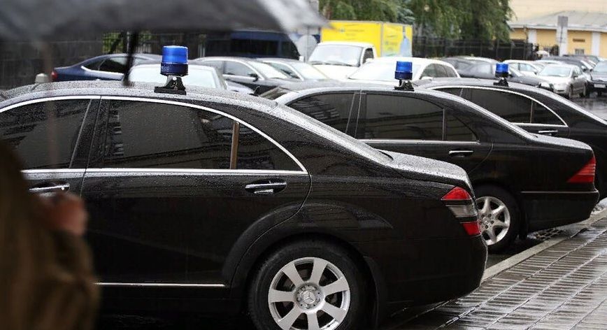 В Адыгее чиновники отдадут служебные машины для работы медиков
