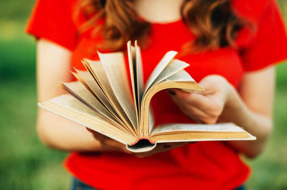 Усть-лабинская библиотека узнает о любимых книгах горожан