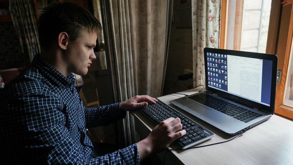 Минобрнауки предлагает перевести на «удаленку» непривитых студентов