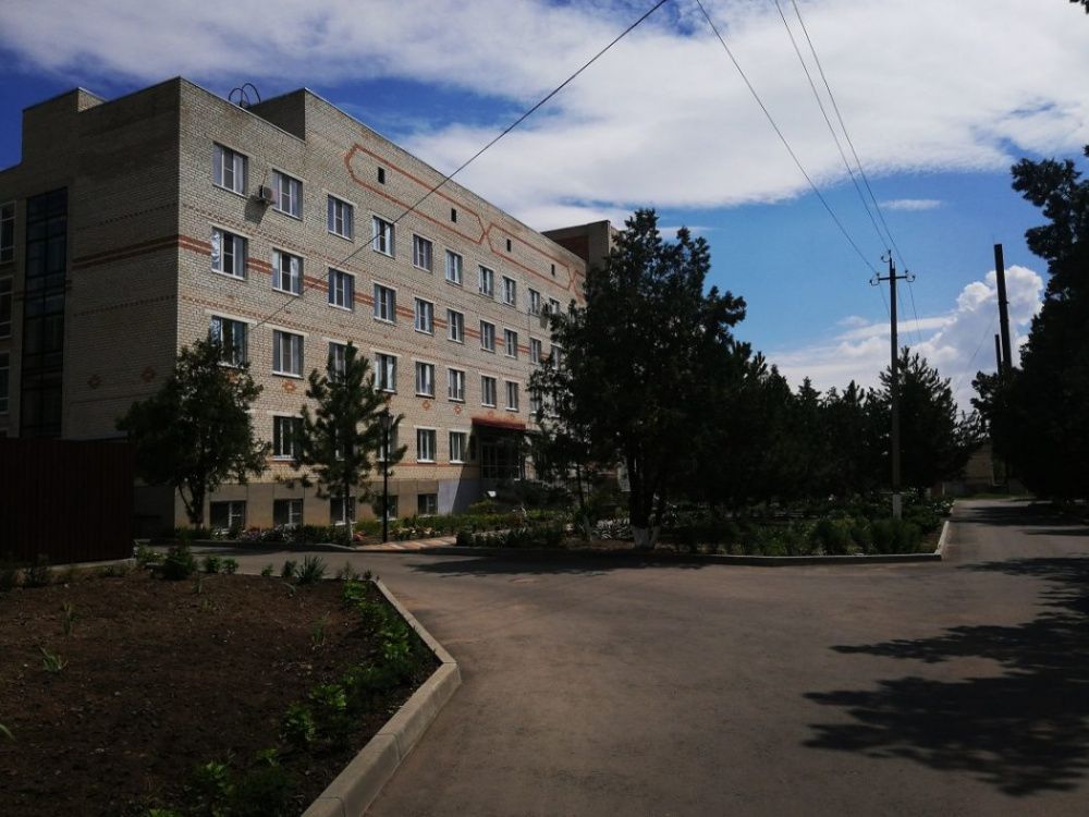 Шутки кончились. В Усть-Лабинском госпитале трое с положительным COVID-19
