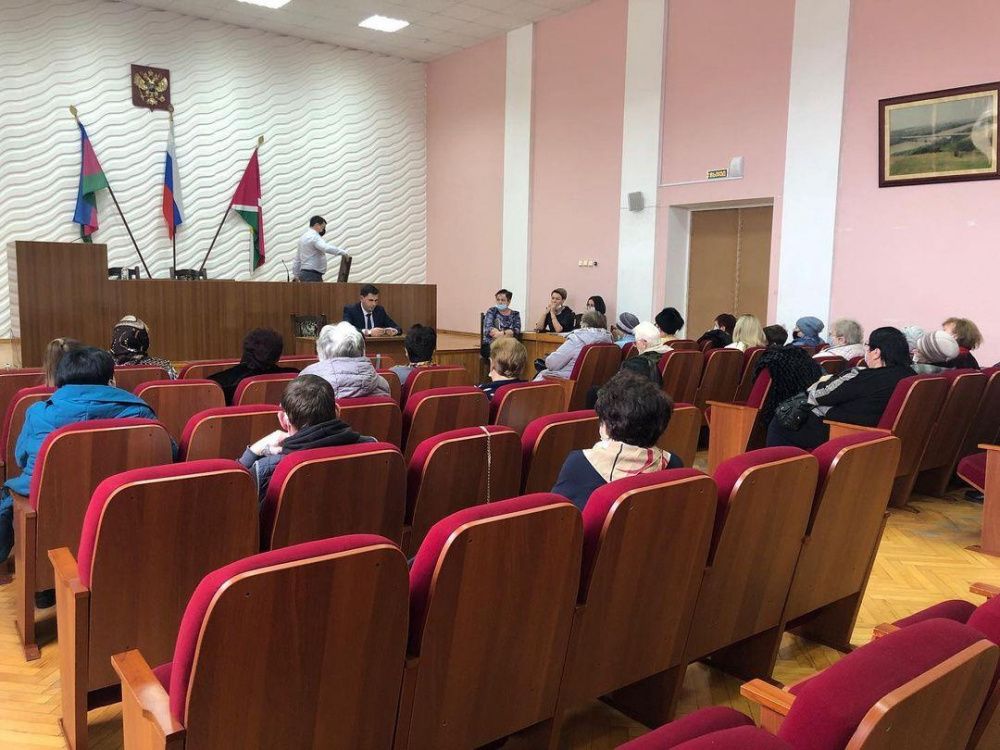 Мэр Усть-Лабинска провел встречу с представителями ТОС