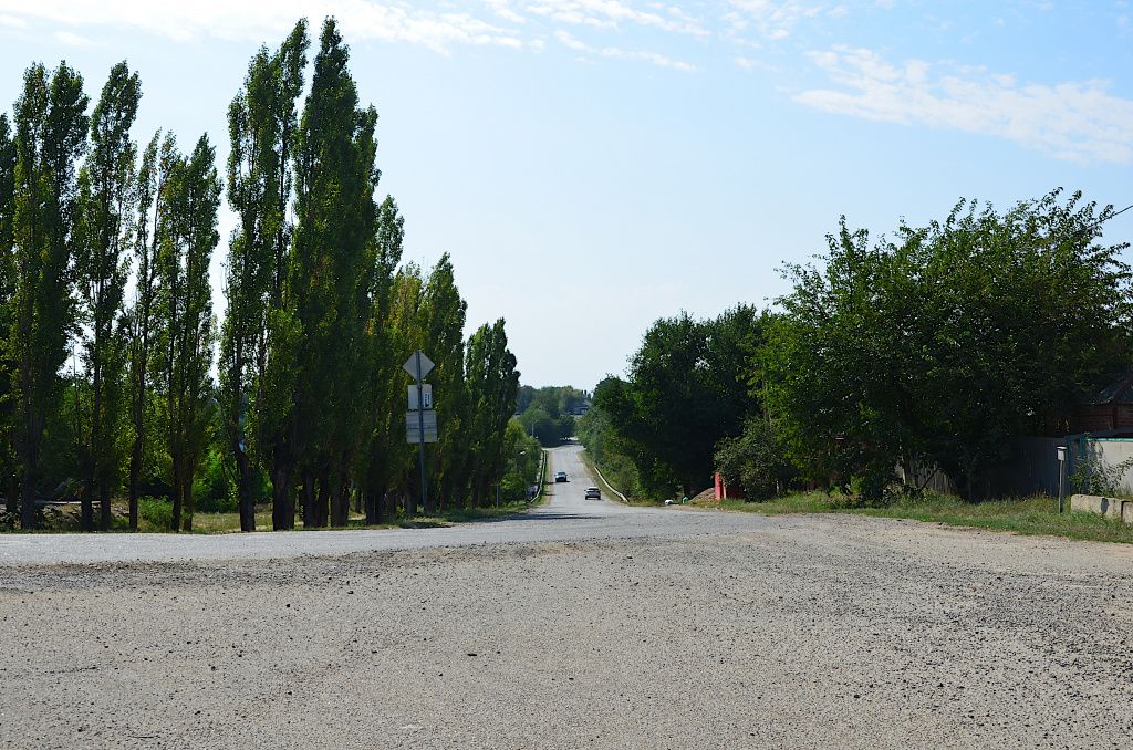 Дорога на въезде в село.JPG