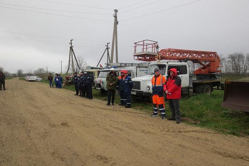 Командно-штабные учения прошли в Усть-Лабинском районе.jpg Командно-штабные учения прошли в Усть-Лабинском районе.jpg