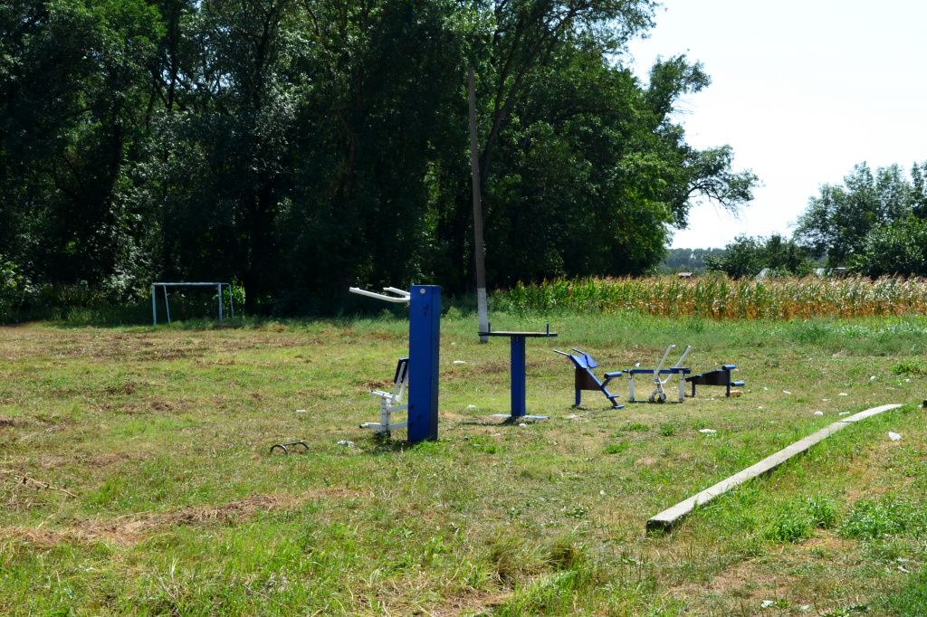 Площадка на стадионе в Южном.JPG