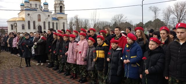 к юнрмейцы строй.jpg