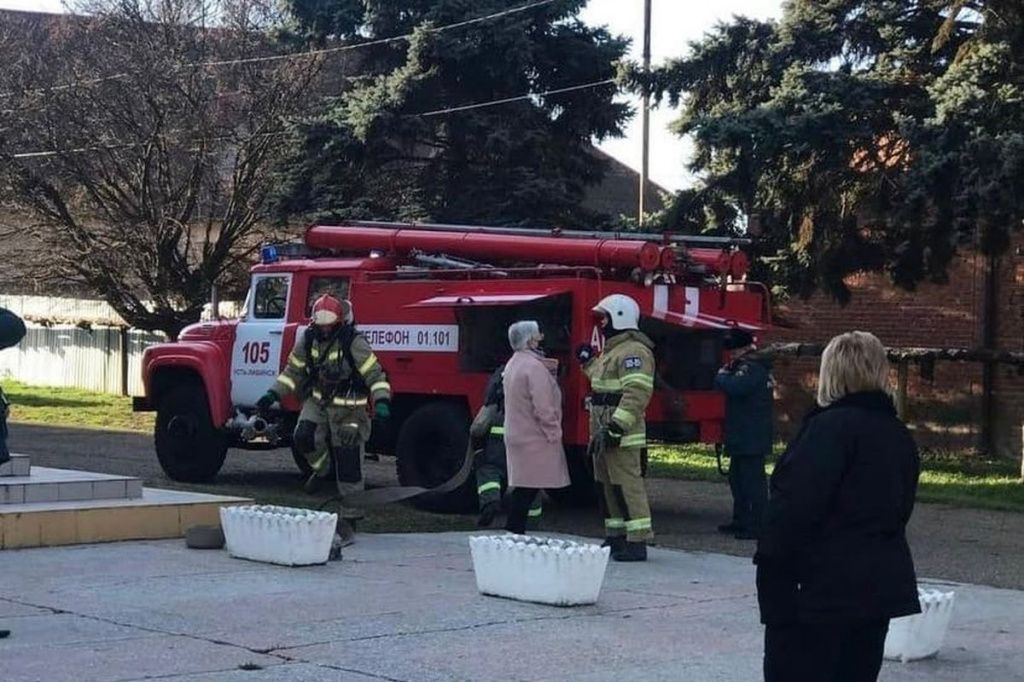 Пожарные провели учения в РДК «Кубань».