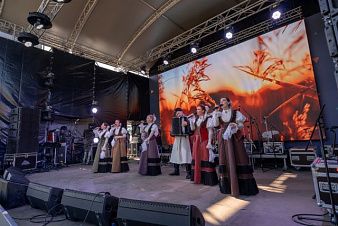 В усть-лабинском Аргатове проходит фестиваль казачьей культуры В усть-лабинском Аргатове проходит фестиваль казачьей культуры