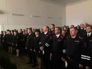 День полиции в Усть-Лабинске: вспомнили мертвых, поздравили живых День полиции в Усть-Лабинске: вспомнили мертвых, поздравили живых