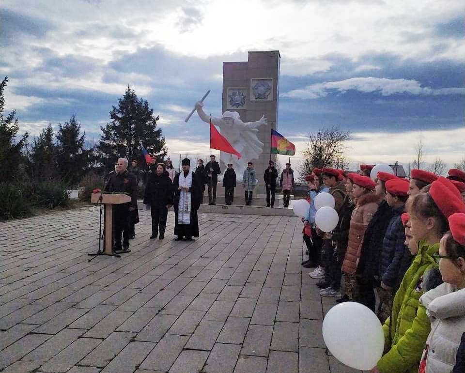 Митинг в станице Воронежская в честь дня освобождения от фашистов Митинг в станице Воронежская в честь дня освобождения от фашистов
