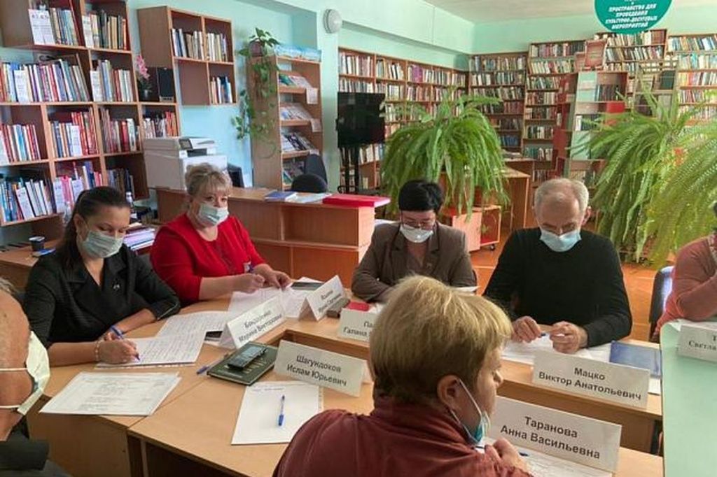 Совещания с главами поселений.