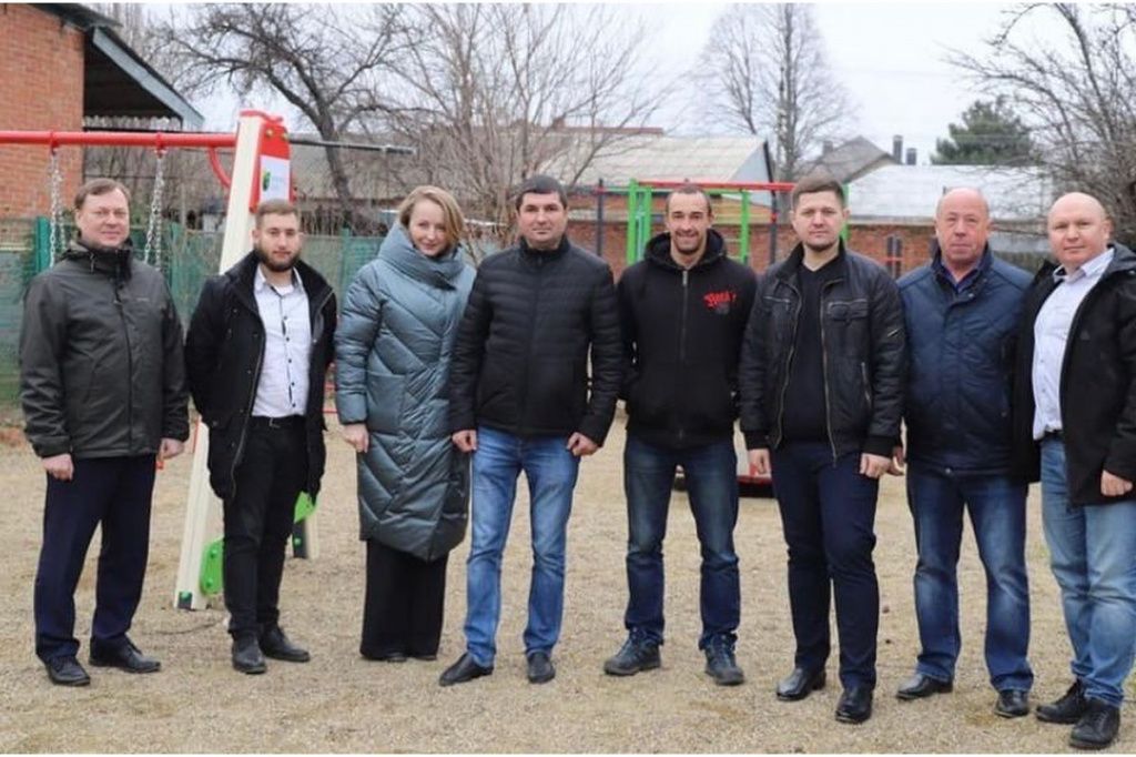 Две площадки открыли в Усть-Лабинске.