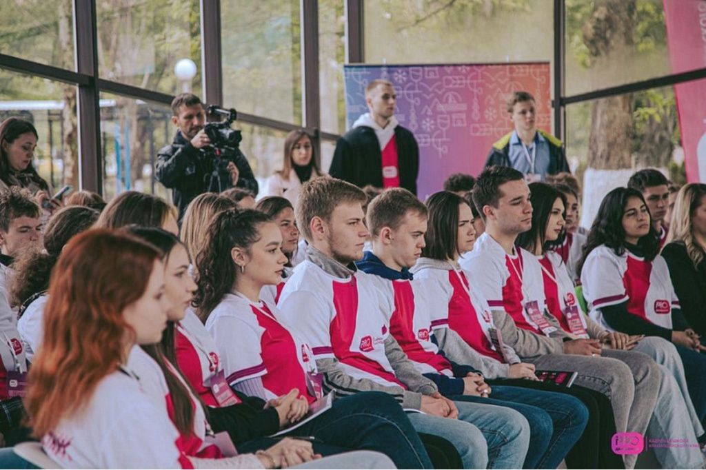 Школа подготовки вожатых и специалистов сервиса станет ежегодной в Краснодарском крае.jpeg