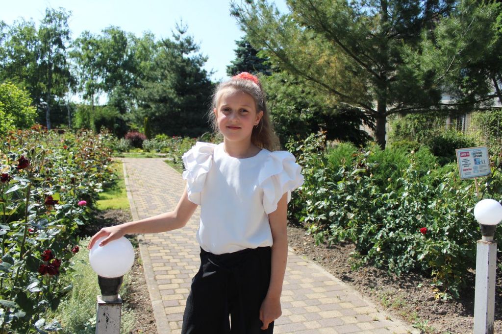 Александра Беличева, 8 лет.JPG Александра Беличева, 8 лет.JPG