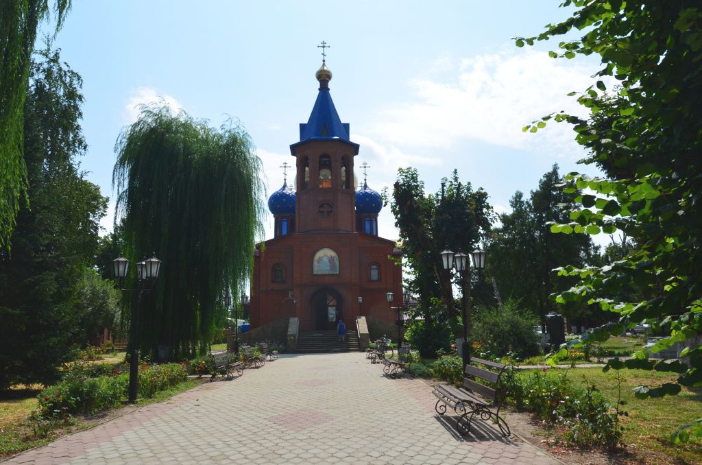 Храм Успения Богородицы.JPG